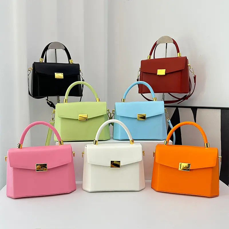 फैशन बॉक्स हैंडबैग 2024 नई डिजाइन लक्जरी महिला क्रॉसबॉडी बैग महिलाएं psu चमड़े का हैंडबैग