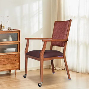 Fauteuils à roulettes en aluminium imitation bois européens pour la restauration et les maisons de retraite, vente en gros - Product Image 1