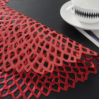 Set de table en PVC résistant à la chaleur, design européen, pour restaurant, motif floral circulaire ajouré, couleur or, décoration de la maison