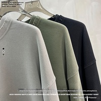 T-shirt Homme Manches Longues en Maille Gaufrée Nid d'Abeille 280G, Délavé, Effet Usé, Détails Patchwork, Coupe Ample, Épaules Tombantes, Disponible en Stock pour l'Exportation