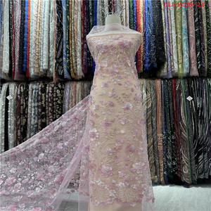 Lo último en tela de secuencia de flores 3D de tinte de corbata de encaje pesado elegante para vestido de novia tela de encaje con cuentas de tubo bordado de lentejuelas de lujo - Product Image 1