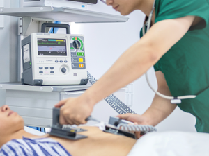 Moniteur <span class=keywords><strong>Défibrillateur</strong></span> Vétérinaire Comen S5 AED avec Pacemaker, Moniteur Patient Animal ECG SpO2 NIBP CO2 Portable pour Utilisation d'Urgence - Product Image 3