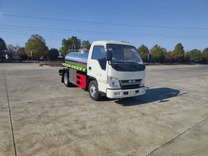 Camion-citerne à eau Foton Small Card 2, 4495 kg de poids <span class=keywords><strong>total</strong></span>, réservoir en acier inoxydable, petit camion de transport d'eau, export direct d'usine - Product Image 5