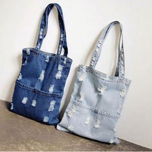 Sac à bandoulière en jean tendance, grande capacité, sac à main au design spécial, sac fourre-tout en jean pour femmes - Product Image 3