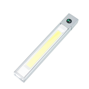 Linterna LED WOSEN Roja Potente con Láser, Clip de Aluminio, Multifunción, Magnética, Recargable, IP54, Haz Ajustable, USB - Product Image 1