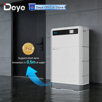 Système de stockage de batteries solaires empilables tout-en-un Deye 96 kWh LiFePO4 avec onduleur hybride triphasé pour les maisons européennes