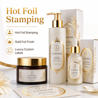 Autocollants personnalisés découpés à la forme, imperméables, avec estampage à chaud, logo personnalisé, étiquettes métalliques brillantes pour boîtes cadeaux, bougies et artisanat