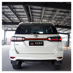 Đèn hậu <span class=keywords><strong>LED</strong></span> cho xe Toyota <span class=keywords><strong>Fortuner</strong></span>, đèn xi nhan phanh sau, năm 2016-2023 - Product Image 2