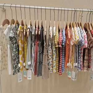 Großhandel Sommer Kinder Freizeit kleidung Inventar gemischt gebrauchte & zufällige Lieferung mit Cartoon Print Design - Product Image 4