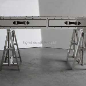 <span class=keywords><strong>Bureau</strong></span> de direction <span class=keywords><strong>en</strong></span> métal au <span class=keywords><strong>design</strong></span> antique du milieu du siècle, avec plateau <span class=keywords><strong>en</strong></span> <span class=keywords><strong>verre</strong></span> réglable <span class=keywords><strong>en</strong></span> hauteur, <span class=keywords><strong>en</strong></span> acier inoxydable brillant - Product Image 1
