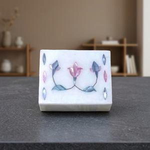 Boîte à bijoux en marbre à motifs floraux complexes, gravée, design moderne, personnalisable, pour filles, 10x7,5 cm, Stonecrafts International - Product Image 3