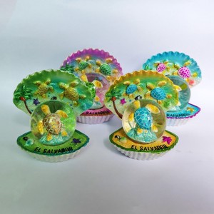 Custom Hand-Painted Animal Resin Handicraft <strong>Glass</strong> Snowflake Ball Creative Tourist Souvenirs Scallop Sea <strong>Turtle</strong> Snow Globes - Product Image 5