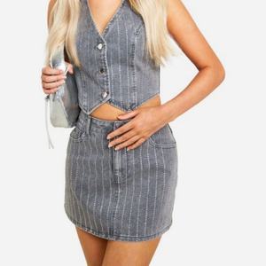 กระโปรงยีนส์สั้นเอวสูงลายทางประดับเพชร ดีไซน์ใหม่ สีเทาวินเทจ สำหรับผู้หญิง - Product Image 3