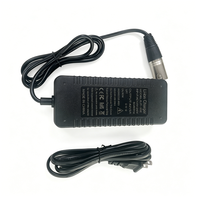 Chargeur de batterie Li-ion 3 broches XLR mâle 42V 2A certifié CE pour trottinette électrique et vélo électrique avec batterie Li-ion 36V