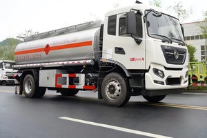 Camión Cisterna de Gasolina Tata Disponible en Plataformas Internacionales, Cotización para Camiones de 8-20T, Camión de Entrega de Productos Petroleros, Reabastecimiento de Aeronaves - Product Image 6