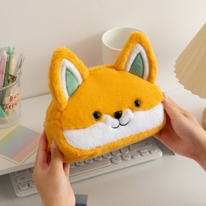 Étui à crayons en peluche renard de dessin animé personnalisé en usine avec yeux en plastique sécurisés – Prix idéal pour les étudiants - Product Image 3