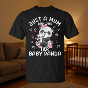 Just A Mum Who Loves Her Baby Panda T-Shirt Chemise décontractée noire pour femme - Product Image 3