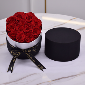 Cadeau personnalisé pour la Saint-Valentin et la fête des mères, roses éternelles de qualité supérieure, boîte cadeau ronde à bordure dorée, rose éternelle conservée - Product Image 1