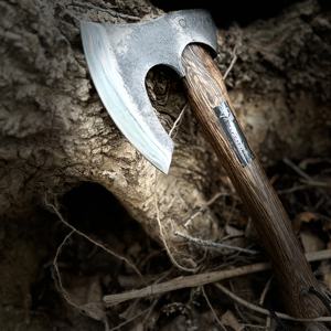 Vente chaude DIY Qualité Industrielle Large Lame Axes Couleur Carbonisée Manche En Bois De Chêne Hache À Bord Large Avec Prix De Dégagement Spot - Product Image 4