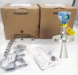 Radar de niveau sans contact série Rosemounts 5300 avec écran LCD, sortie Hart 4-20 mA, précision de 0,2 %, -76 +482F - Product Image 3