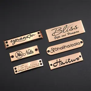 Accesorios para ropa, bolsos, sombreros, bufandas de zapatos en relieve, etiquetas personalizadas, logotipo de metal, parches de metal