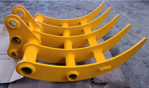 Râteau à racines inclinable pour excavateur personnalisé - Product Image 2