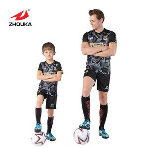 Professional design your own soccer team jersey fashion high quality quick dry soccer jersey set - Product Image 2