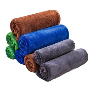 Paño de limpieza de microfibra para uso en automóviles y hogares, grueso, absorbente, sin pelusas, de secado rápido, sin marcas de agua, color sólido, Wenzhou - Product Image 5