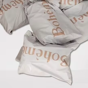 Sac d'expédition écologique imprimé sur mesure, sac d'expédition en poly à base de plantes, enveloppe de colis, sac d'expédition, enveloppe polymailer pour vêtements - Product Image 1