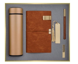 2023 New <span class=keywords><strong>Idea</strong></span> Juego de regalo de negocios para hombres Incluye botella Cuaderno U Driver Pen Bookmark en elegante caja de regalo - Product Image 1