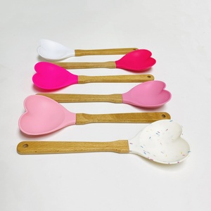 Chất lượng cao chịu nhiệt phụ kiện nhà bếp Bếp nướng công cụ thìa thìa Silicone tim muỗng - Product Image 2