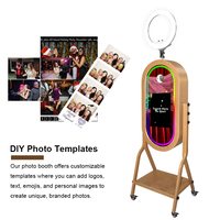 Cabine Photo Personnalisable Grain de Bois 21,5" avec Écran Tactile, Miroir Magique, Appareil Photo et Imprimante