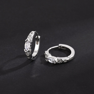 Clip-On Earrings Zircon Geometric Design Party Fashion Jewelry For Men And Women - Product Image 3