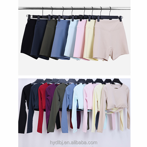 Completo Sportivo da <span class=keywords><strong>Donna</strong></span> Slim-Fit 2 Pezzi, Abbigliamento Yoga ad Asciugatura Rapida, Tuta da Corsa e Fitness con Orlo Svasato - Product Image 4