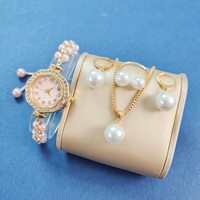 Ensemble de montres pour femme, nouvelle arrivée, très vendu, avec bracelet en perles, coffret cadeau CD250