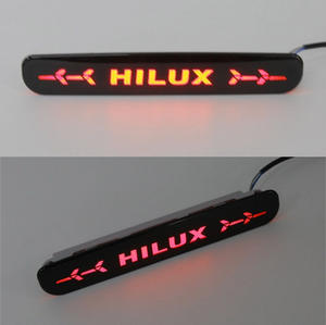 Lámpara LED de parada de puerta trasera de montaje alto para Toyota Hilux <span class=keywords><strong>Vigo</strong></span> 2012 2013 2014 2015 Reflector de tercer freno trasero luz trasera - Product Image 3