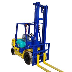 Montacargas Diésel Komatsu Usado de 3 Toneladas con Motor de Dos Etapas, Capacidad para Terrenos Difíciles, Entrega Rápida, Uso en Construcción - Product Image 1