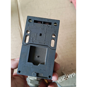 Schmersal Az 16-02zvrk-m20 Usado - Product Image 4