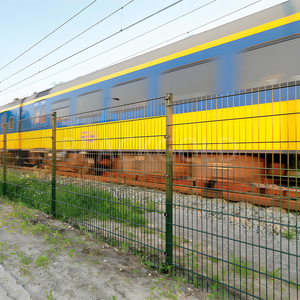 High Quality Square <strong>3D</strong> Curvy Fence Factory Sale Customized Welded <strong>Mesh</strong> Coated Bending <strong>Trellis</strong> &amp; Gates with CE - Product Image 5