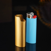 Étui moderne en alliage de zinc plaqué couleur avec logo personnalisé, écologique, pour briquet J6 rechargeable avec design en relief 3D – Vente en gros