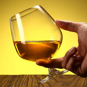 <span class=keywords><strong>Verre</strong></span> <span class=keywords><strong>à</strong></span> <span class=keywords><strong>vin</strong></span> rouge <span class=keywords><strong>à</strong></span> <span class=keywords><strong>pied</strong></span> <span class=keywords><strong>court</strong></span> Design moderne Soufflé <span class=keywords><strong>à</strong></span> la main - Product Image 3