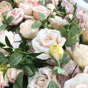 Fabbrica su misura di lusso artificiale <span class=keywords><strong>rosa</strong></span> e crema di seta fiore runner decorazioni per la tavola di nozze fiore corridore - Product Image 5