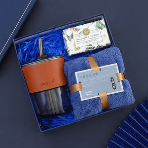 Vente en gros de coffrets-cadeaux de serviettes de bain pour femmes filles mamans-pour l'anniversaire de la Saint-Valentin, Noël et les occasions de mariage - Product Image 5