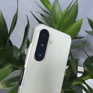 สมาร์ทโฟน A56 5G ระบบปฏิบัติการ Android 15 แรม 16GB ความจุ 512GB หน้าจอ 6.8 นิ้ว รองรับซิมคู่ ชาร์จเร็ว - Product Image 4