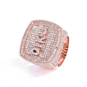 แหวนฮิปฮอปอักษรภาษาอังกฤษ, แหวนทองแดงประดับเพชรซิคอนแบบกำหนดเองได้ แบรนด์แฟชั่นทันสมัย แหวนผู้ชาย - Product Image 6