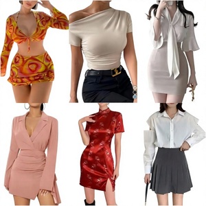 Blusas y Faldas para Mujer, Lotes de Ropa al por Mayor, Estilos Variados, Entrega Aleatoria - Product Image 1