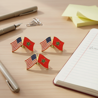 GREPAS GIFTS Épinglette de revers 28 mm avec drapeaux croisés des États-Unis et du Maroc