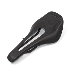 <span class=keywords><strong>Selle</strong></span> de vélo en fibre de carbone personnalisée, légère et haute résistance, pour vélos de route - Product Image 3