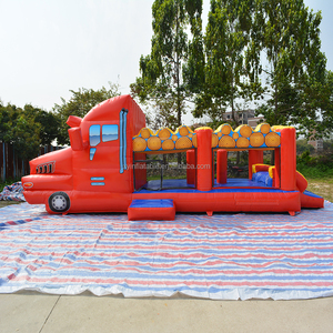 Castello Gonfiabile a Forma di Camion dei Pompieri Rosso per Feste per Bambini in Vendita - Product Image 3