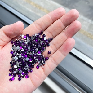 Yantuo SS20 SS30 <span class=keywords><strong>Violet</strong></span> <span class=keywords><strong>Violet</strong></span> Non-Hot Fix Rond Verre <span class=keywords><strong>Cristal</strong></span> Strass Flatback Strass <span class=keywords><strong>Cristal</strong></span> Pierre, pour Nail Art - Product Image 3